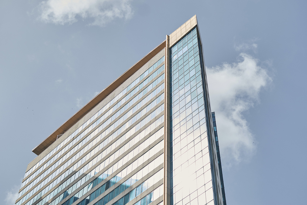 yellow and black factory during daytime